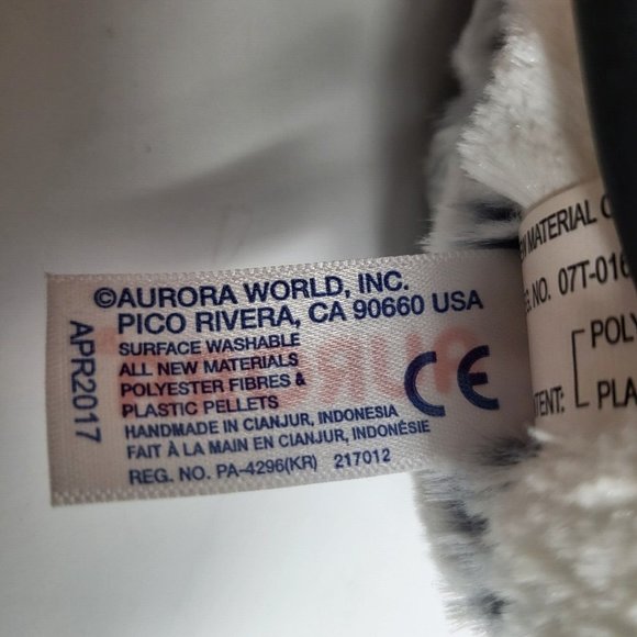 Aurora Plush Penguin Pom Pom Jewel Stuffed Animal Pink Winter Coat 2017 - Picture 13 of 16